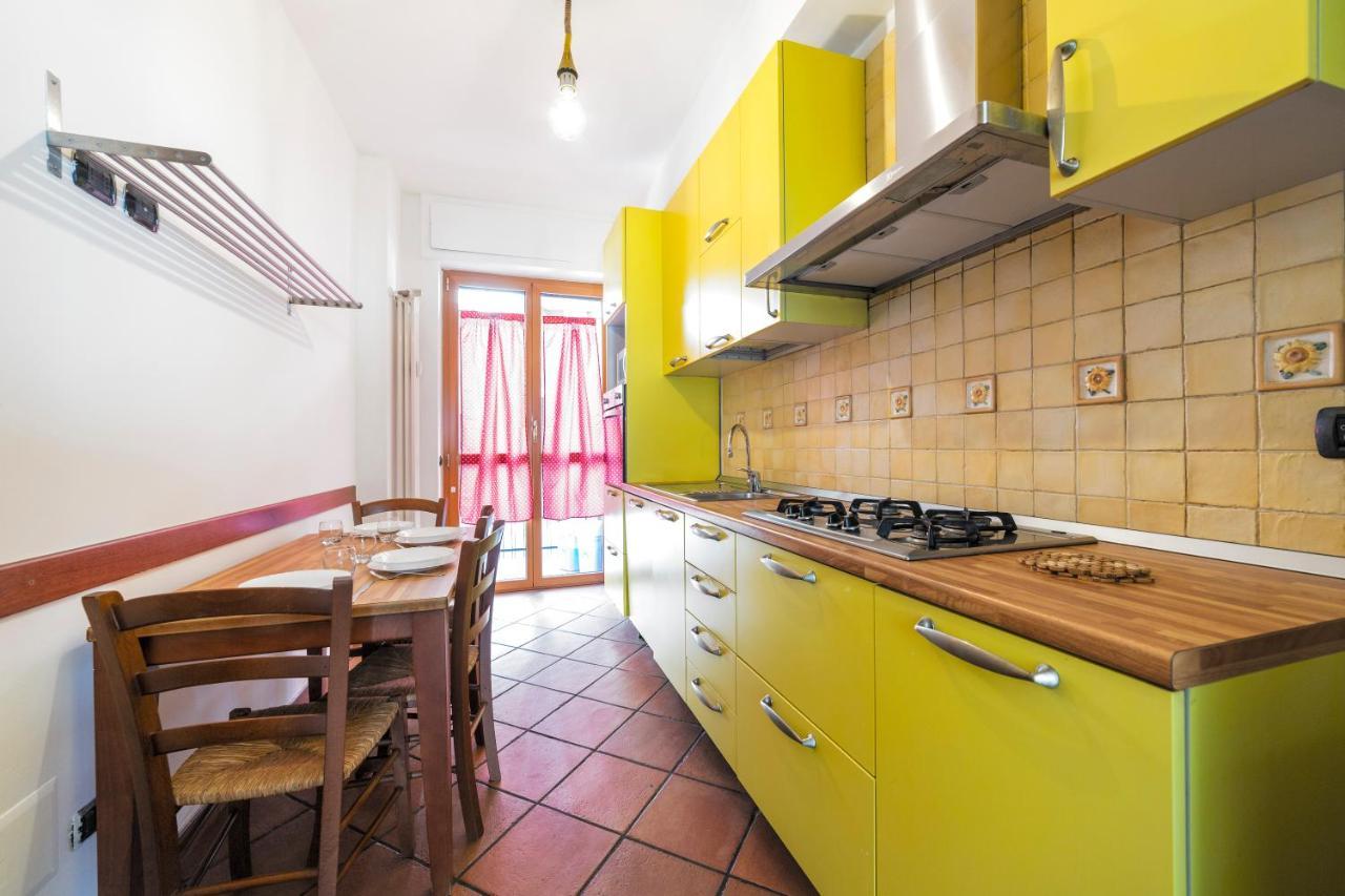 Cenisio M5 Lovely Apartment - With Balcony! Milano Eksteriør bilde